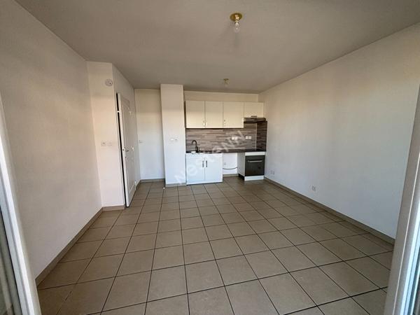 TOULON Saint Jean du Var T2 neuf avec garage