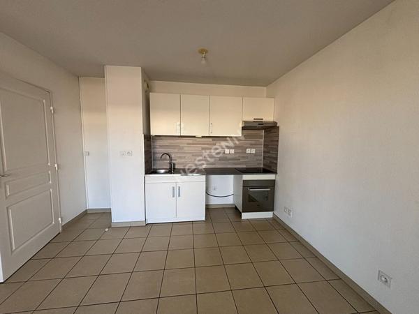 TOULON Saint Jean du Var T2 neuf avec garage