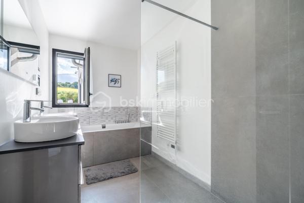 Maison contemporaine de 180 m²