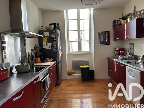 Immeuble à vendre 385 m² Pépieux