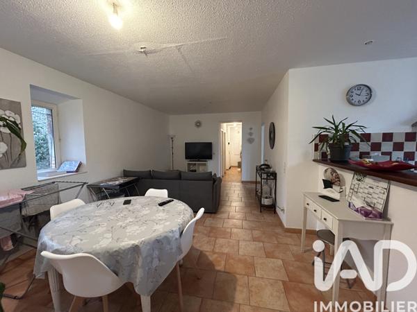 Immeuble à vendre 385 m² Pépieux