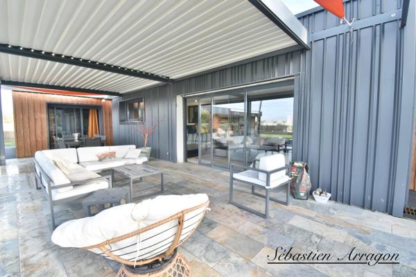 Villa contemporaine d’architecte avec piscine Art de vivre à la campagne, en Lot-et-Garonne- GRANGES SUR LOT (47)