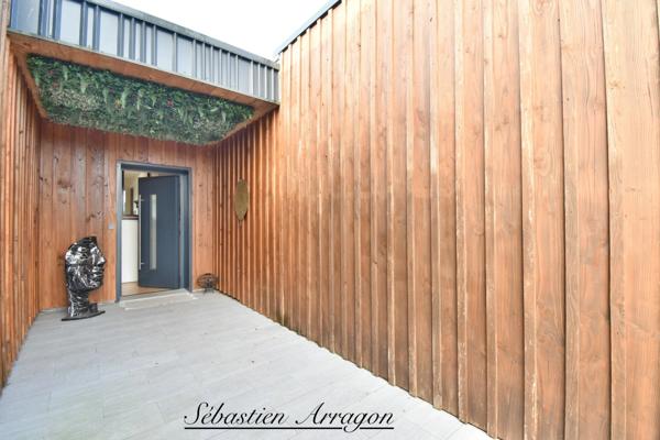 Villa contemporaine d’architecte avec piscine Art de vivre à la campagne, en Lot-et-Garonne- GRANGES SUR LOT (47)