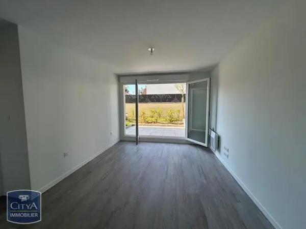 Appartement à louer 2 pièces 39.5m² Clermont-Ferrand (63100)