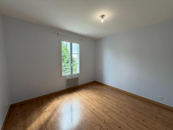17200 ROYAN ROYAN - Maison à louer F5 - 101m²