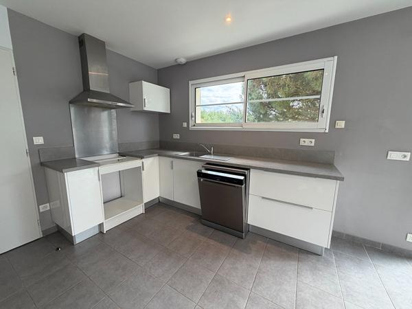 17200 ROYAN ROYAN - Maison à louer F5 - 101m²