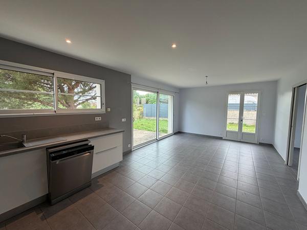 17200 ROYAN ROYAN - Maison à louer F5 - 101m²