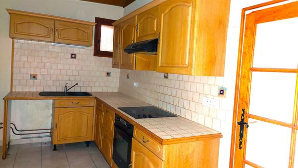 Guiche (64520) Guiche - Maison ancienne en deux logements