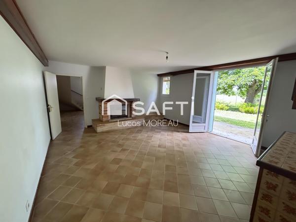 Maison de 180m2 avec garage et 2000m2 de jardin clôturé
