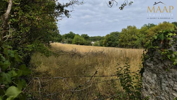 Terrain à bâtir de 1 950 m² – Lalbenque