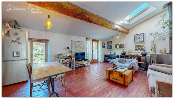 Exclusivité - Maison de village 132m² avec 5 pièces, terrasse et cour - Roujan (34320)