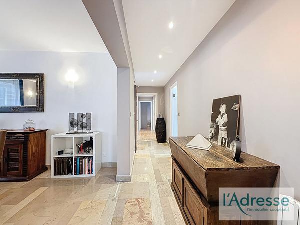 Appartement T5 - 127 m²- AJACCIO - CENTRE VILLE - Ascenceur