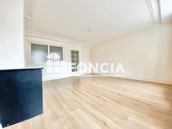 Location Studio 43.48 m² - 55 PLACE SAINT LOUIS Metz 57000