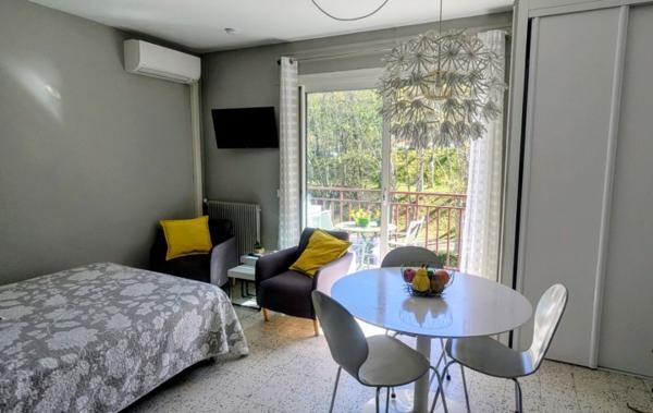 Vente Studio Terrasse et parking rénové(e) Amelie-les-bains-palalda   