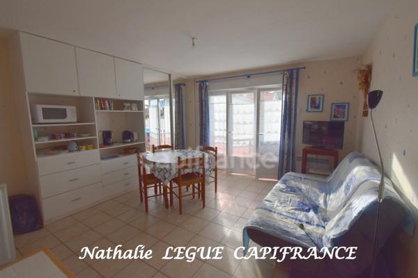 Vendée ( 85 ) LA BARRE DE MONTS / FROMENTINE à vendre STUDIO meublé 24 m² 94 , cave , place parking à vendre 1 pièce MER ,PLAGE NOIRMOUTIER , ILE D' YEU