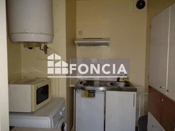 Location Studio meublé 27.66 m² - RES.LAFONTAINE Cahors 46000