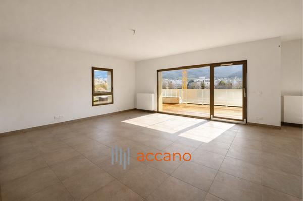 Appartement à vendre, 4 pièces - Annecy 74000