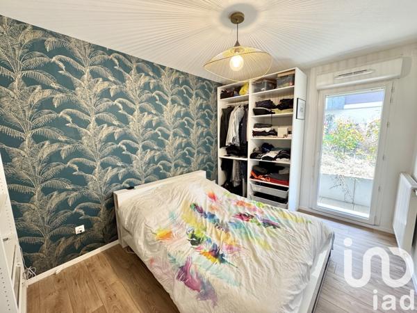 Appartement 3 pièces de 62 m² à Massy (91300)