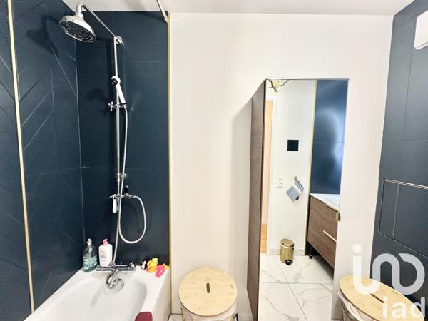 Appartement 3 pièces de 62 m² à Massy (91300)