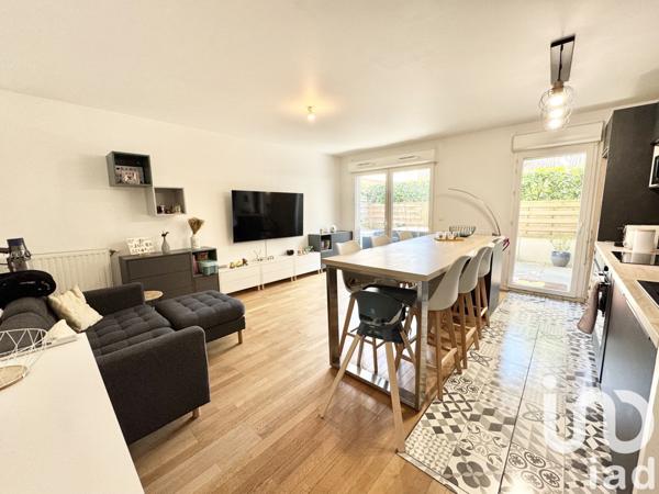 Appartement 3 pièces de 62 m² à Massy (91300)