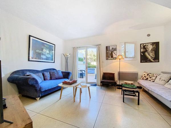 Mazet en bord de mer, les issambres