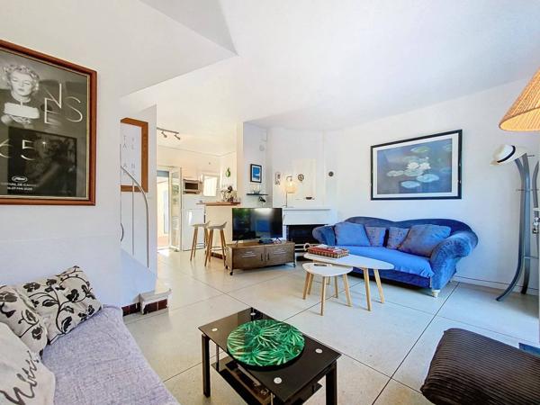 Mazet en bord de mer, les issambres