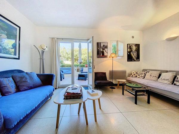 Mazet en bord de mer, les issambres