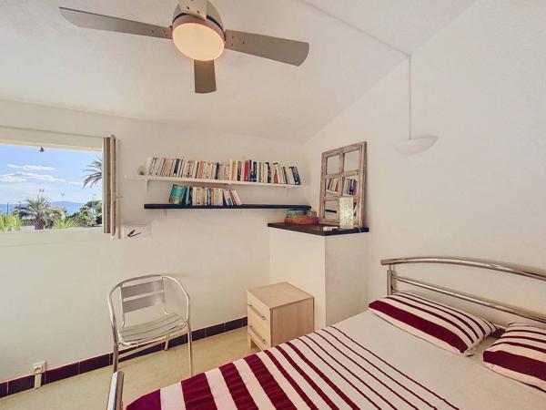 Mazet en bord de mer, les issambres