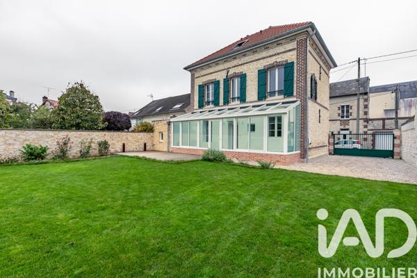 Maison à vendre 6 pièces 140 m² Crépy-en-Valois