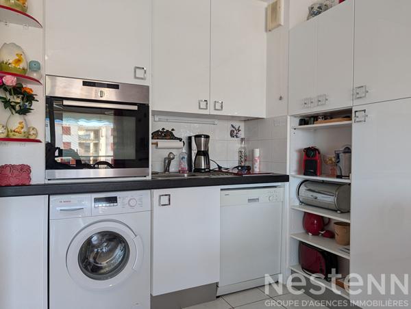 Charmant appartement T1 à vendre au Lavandou avec terrasse et piscine