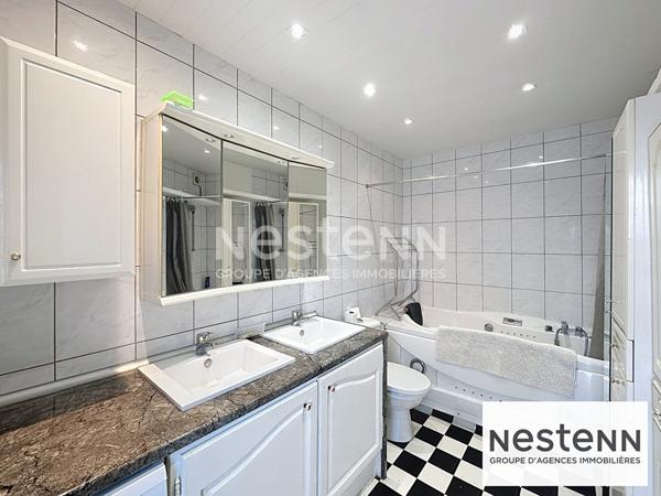 Maison de ville à vendre à Cellettes - 6 pièces, 4 chambres