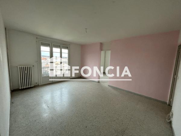 Location Appartement 3 pièces 60.3 m² - 4 RUE ARNAVIELLE Nimes 30900