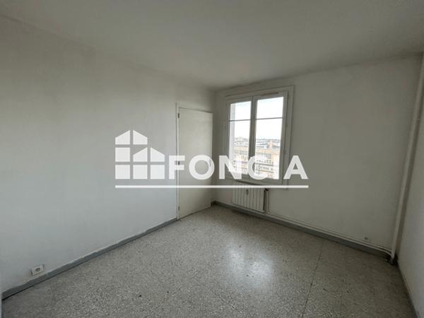 Location Appartement 3 pièces 60.3 m² - 4 RUE ARNAVIELLE Nimes 30900
