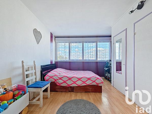 Appartement à vendre 4 pièces 71 m² Viry-Châtillon