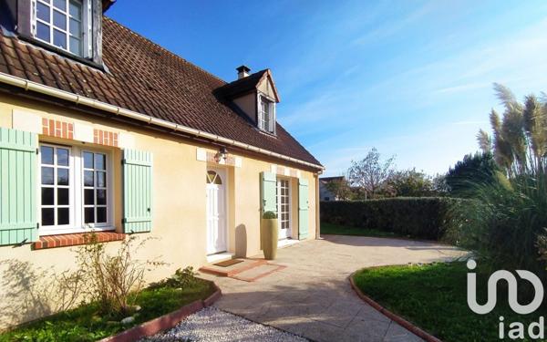 Maison traditionnelle 5 pièces de 107 m² à Beaugency (45190)