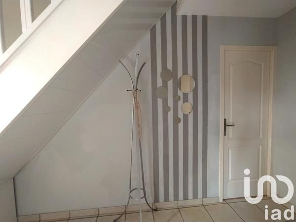 Maison traditionnelle 5 pièces de 107 m² à Beaugency (45190)