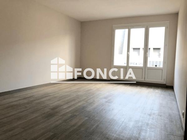 Location Appartement 3 pièces 72.29 m² - TANNEURS - QUAI DU PONT NEUF Tours 37000