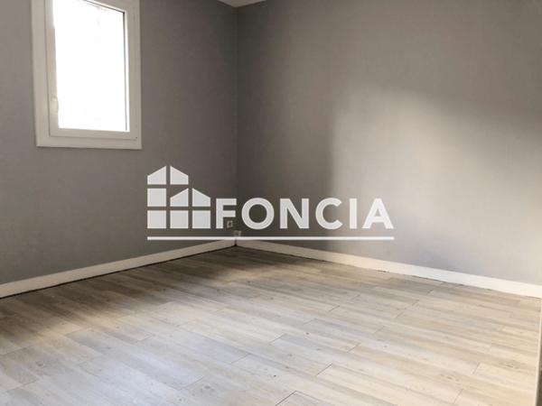Location Appartement 3 pièces 72.29 m² - TANNEURS - QUAI DU PONT NEUF Tours 37000