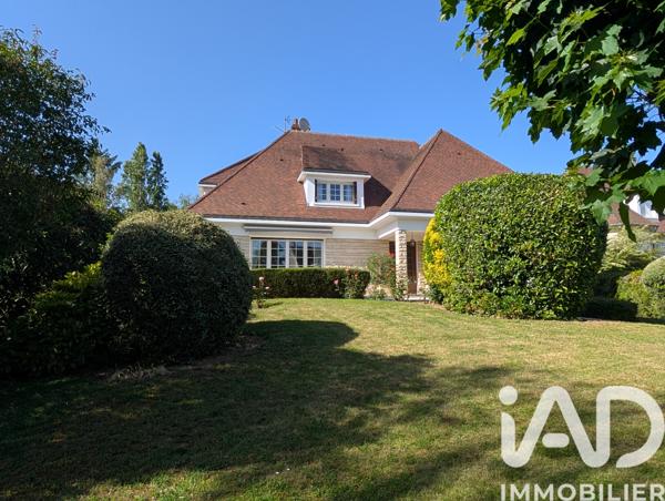 Maison à vendre 7 pièces 168 m² Saint-Georges-sur-Baulche