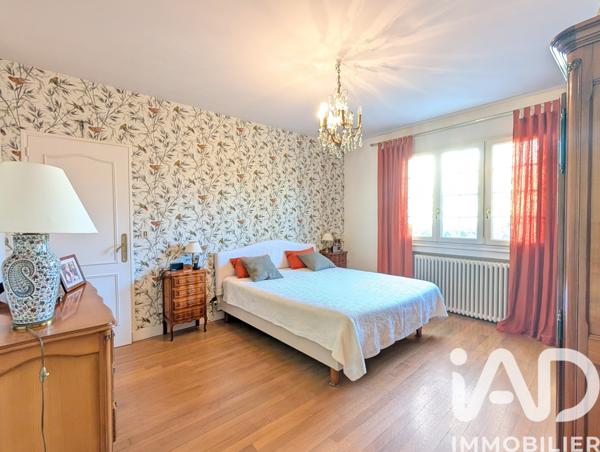 Maison à vendre 7 pièces 168 m² Saint-Georges-sur-Baulche