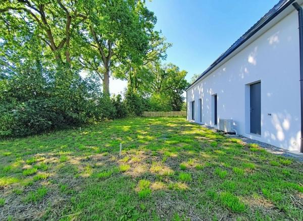 GUIDEL : Maison neuve dans un environnement verdoyant