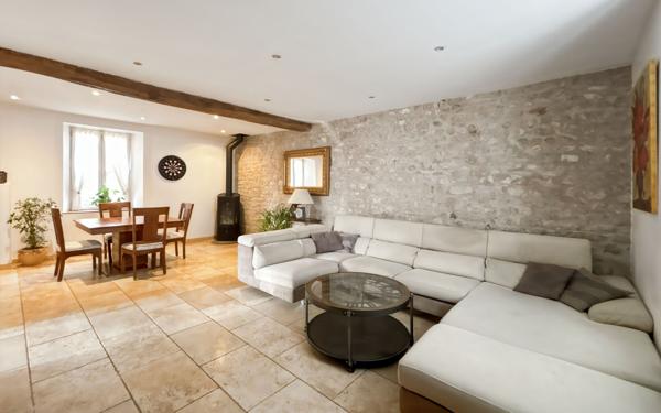 Maison à vendre    4 pièces •  Voves