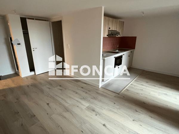 Location Studio 28.91 m² - 5 AVENUE PIERRE BROSSOLETTE Armentieres 59280