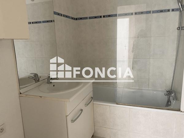 Location Appartement 2 pièces 50.76 m² - 87 RUE D'ABBEVILLE Amiens 80000