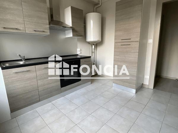 Location Appartement 2 pièces 43.61 m² - 22 RUE DE MANTOUE Charleville Mezieres 08000