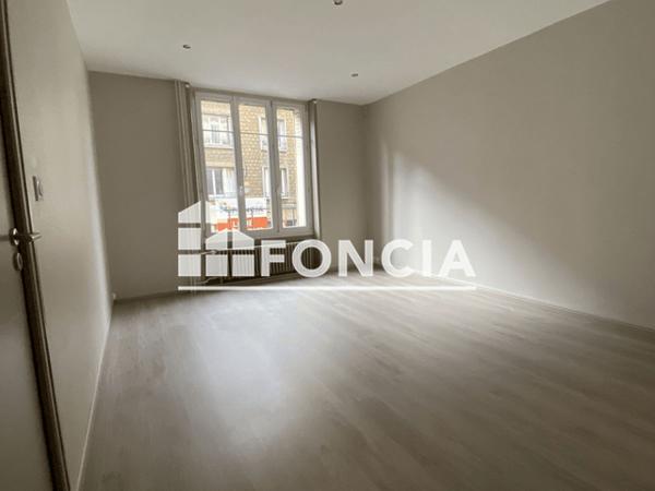 Location Appartement 2 pièces 43.61 m² - 22 RUE DE MANTOUE Charleville Mezieres 08000