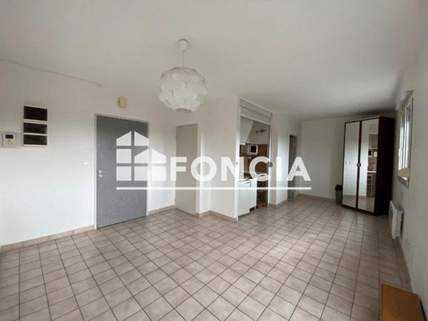 Location Studio 26.22 m² - 39 BIS RUE PASSE DEMOISELLE Reims 51100