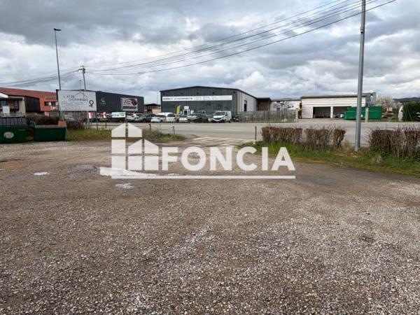 Location Local commercial 1 pièce - Saint-étienne-de-saint-geoirs 38590