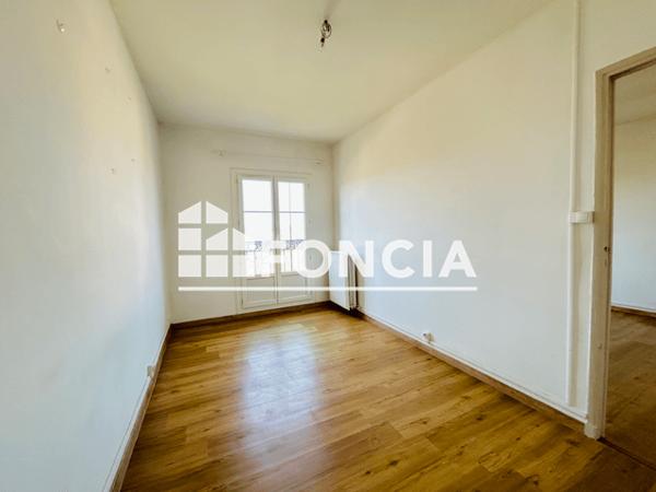 Location Appartement 2 pièces 35.21 m² - 1 RUE LEBLOND ST HILAIRE Toulon 83000