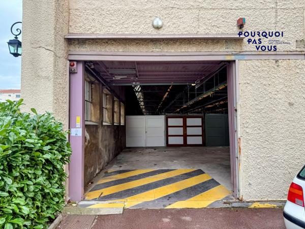 GRAND GARAGE DOUBLE PARC POPY